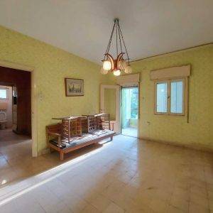 באזור הדר , ברח' פועה