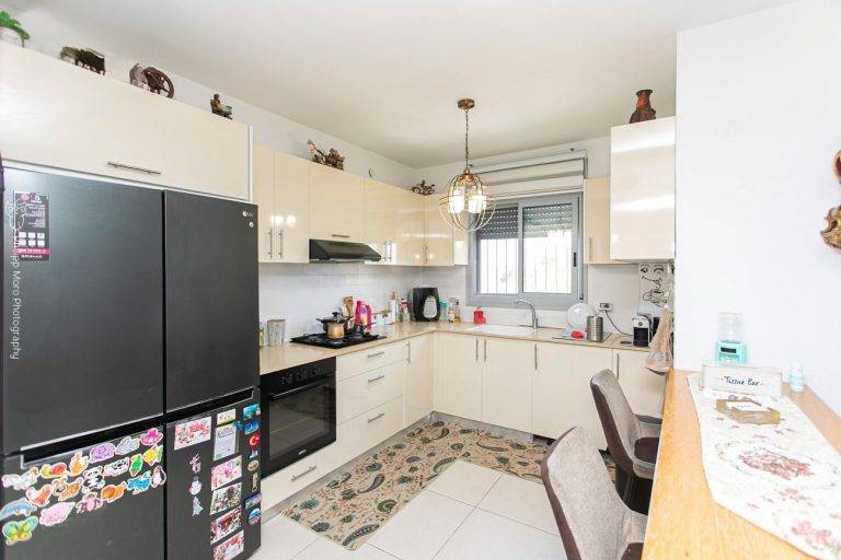 y2_11_KecFNgr6JP_20250605