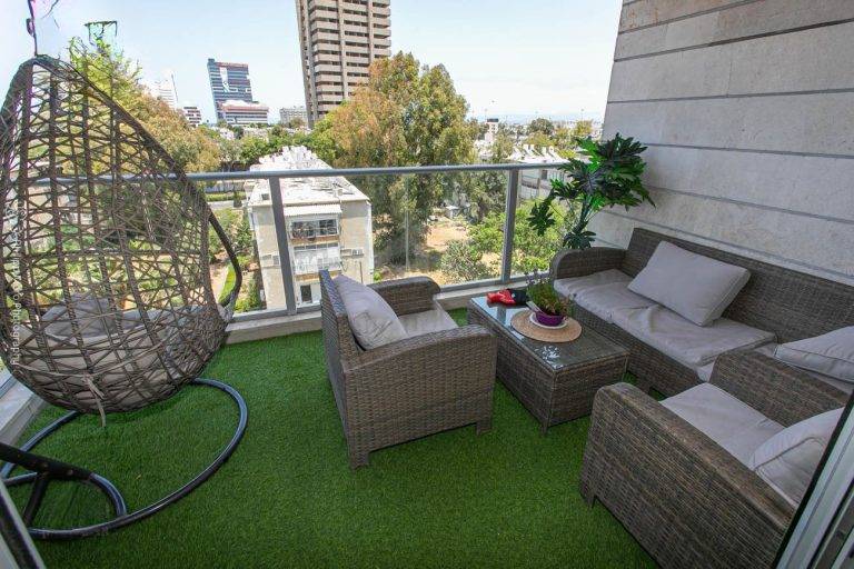 y2_12_GHTqNht_Mh_20250605