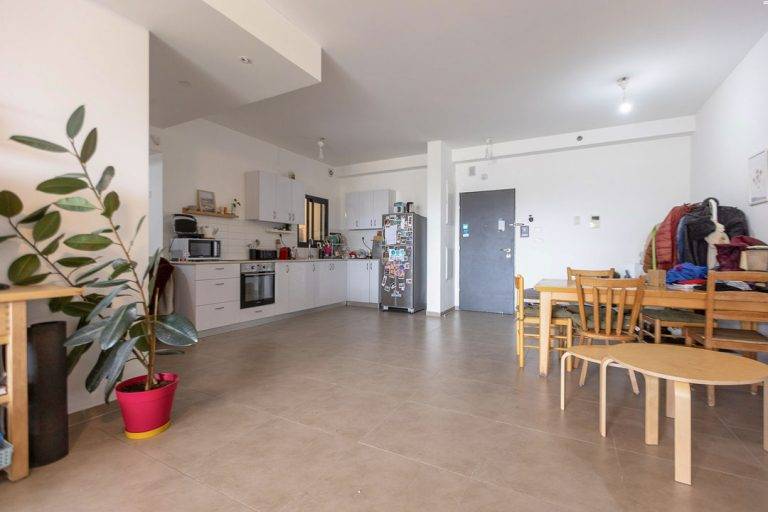 y2_13_kBam4H_JYq_20250319