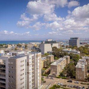 קרית אליעזר, מייק ברנט